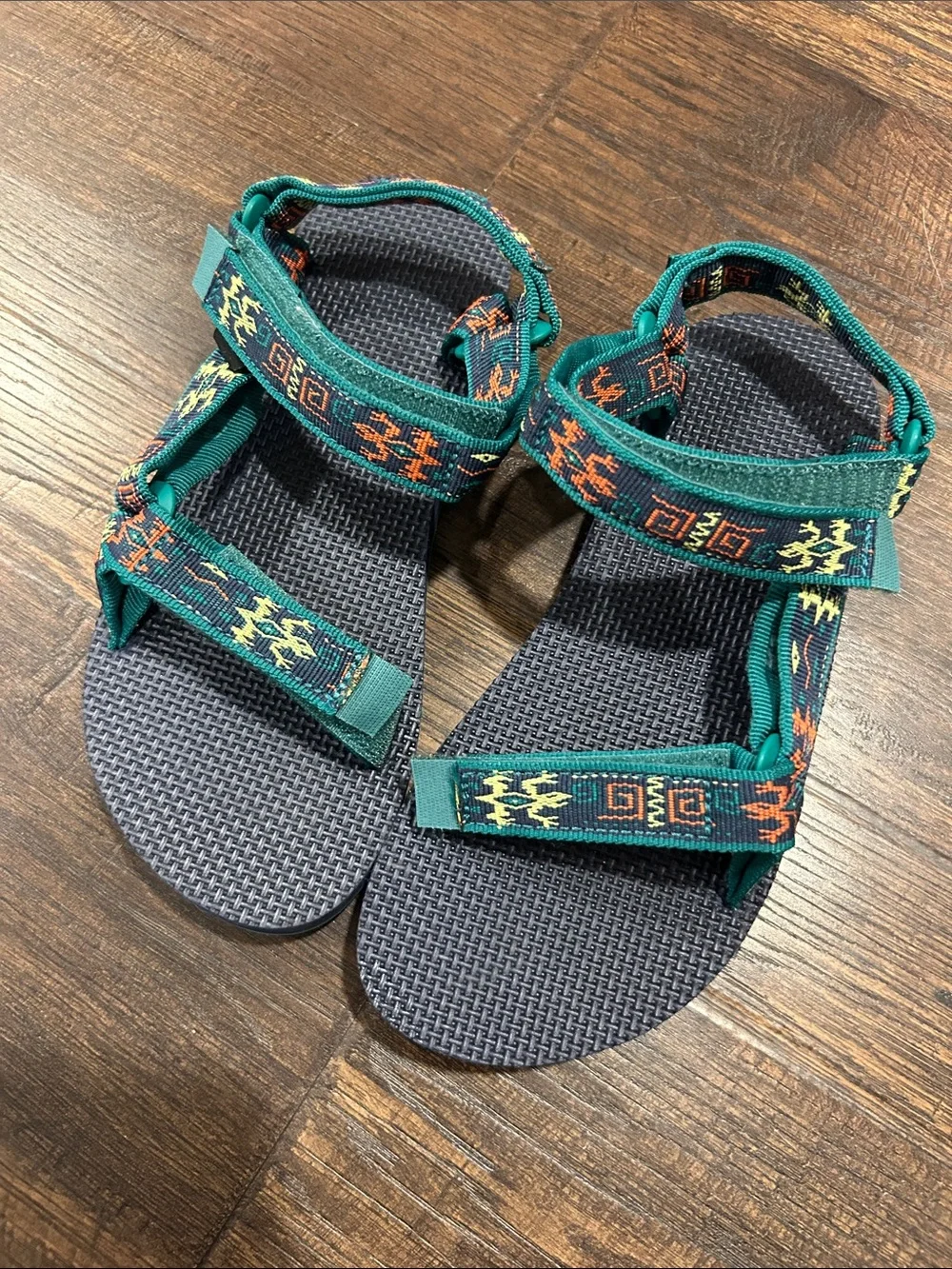 Teva original gecko strap sandals kids size 3